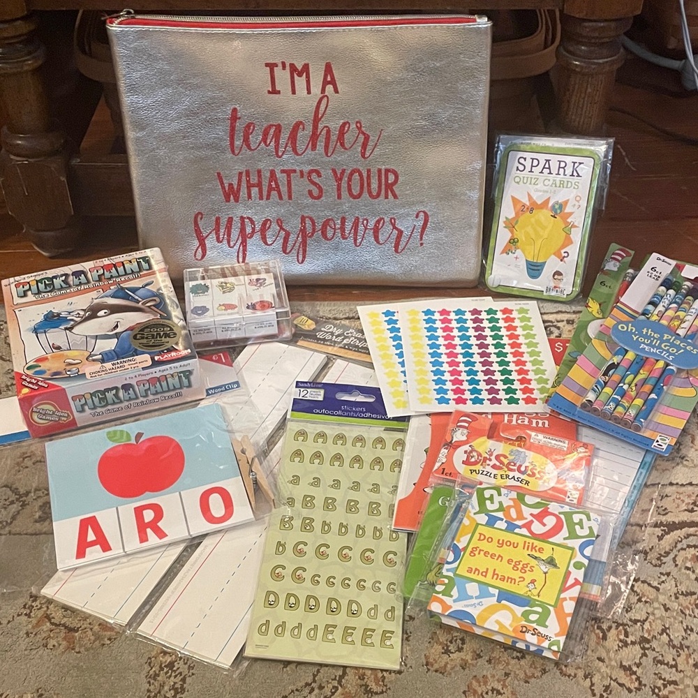 LOT Teacher Supplies! BUNDLE 🍎